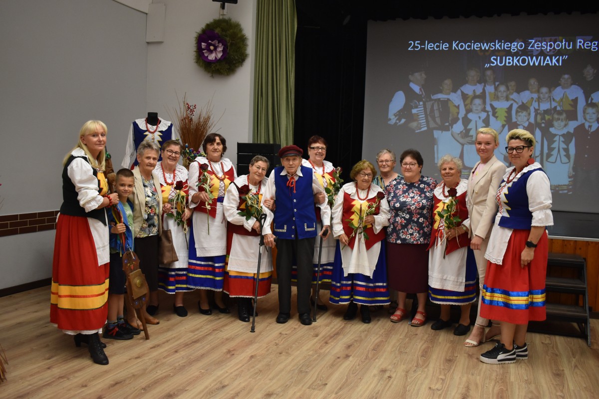Obchody 25-lecia działaności zespołu regionalnego Subkowiaki