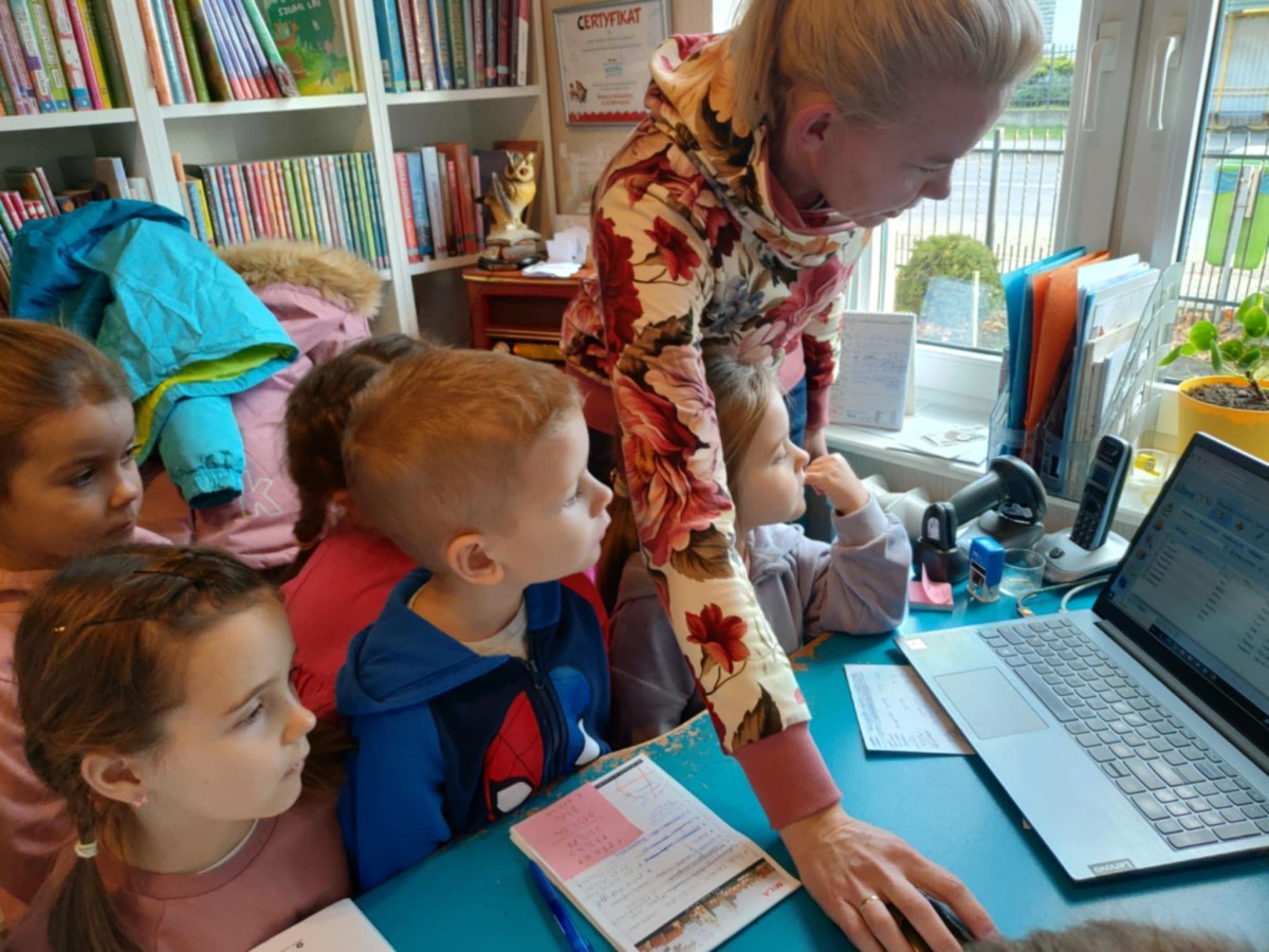 Odwiedziny przedszkolaków w bibliotece